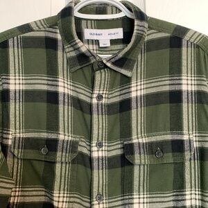 Old Navy Flannel Button Up Shirt Mens Medium Green Plaid Long Sleeve Comfortable